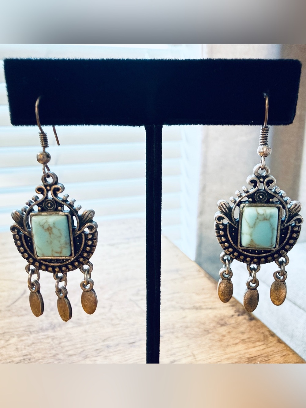 Vintage Southwestern Silver-Tone & Faux Turquoise Chandelier Dangle Earrings